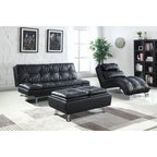 Chaise longue imbottita in similpelle con base arcuata cromata