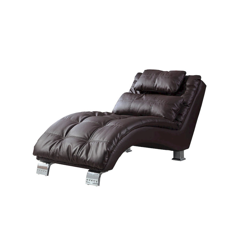 Chaise longue imbottita in similpelle con base arcuata cromata
