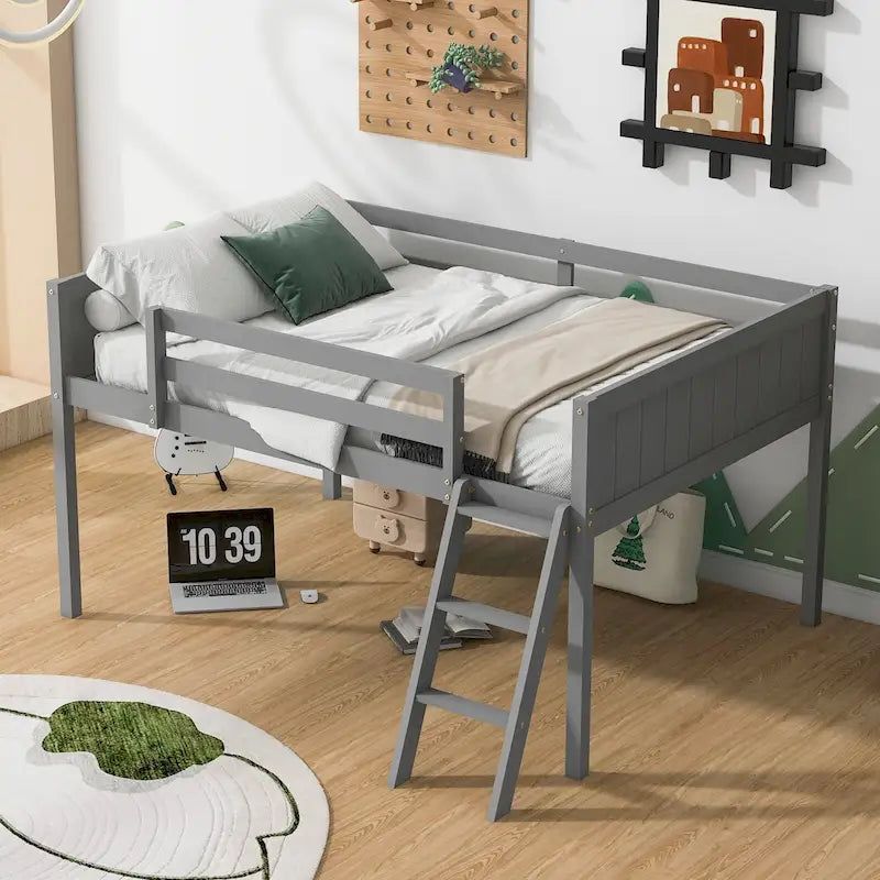Letto a soppalco basso in legno massello con scaletta